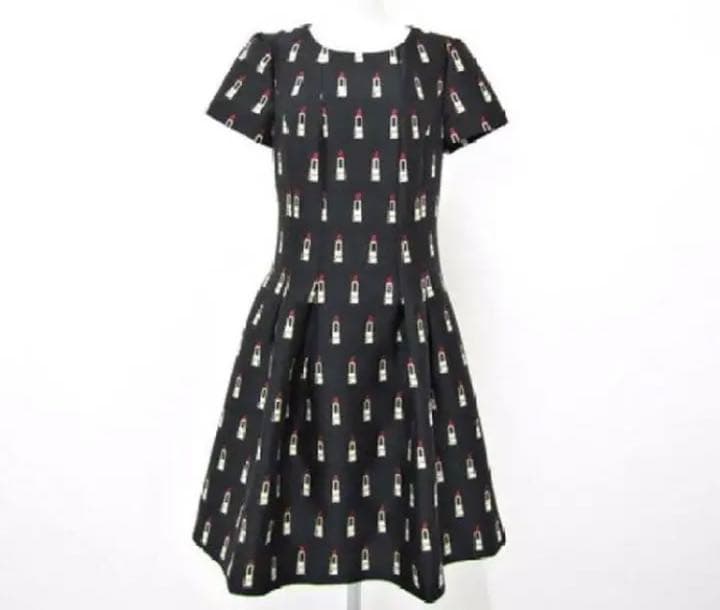 エムズグレイシー カタログ掲載 リップ柄ワンピース 38