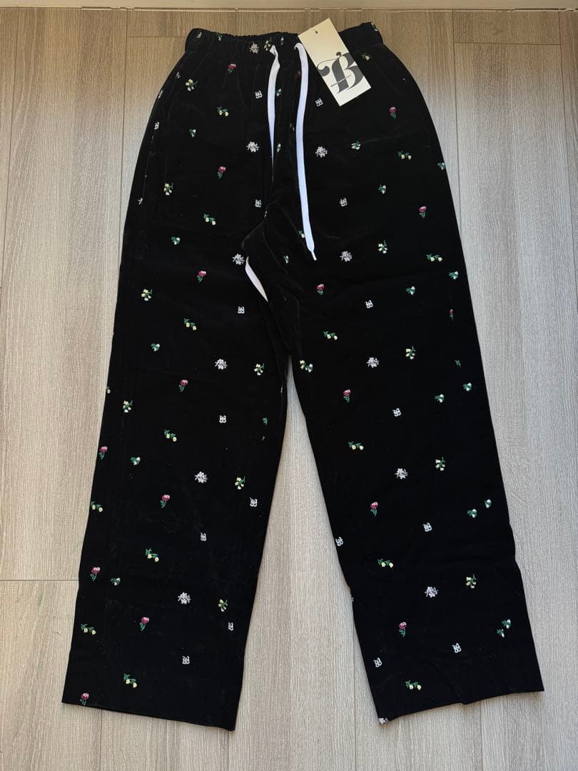 新品タグ付き】B. STARRY PANTS