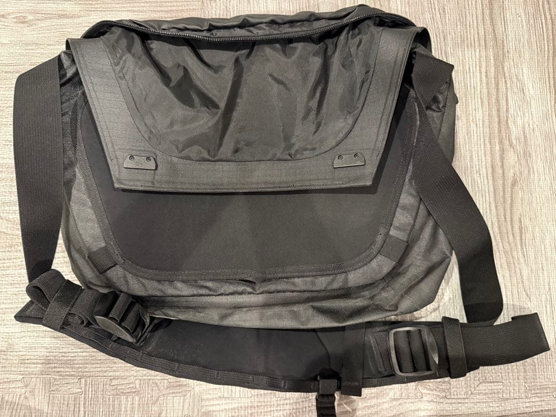 アークテリクス Granville 10 Courier Bag