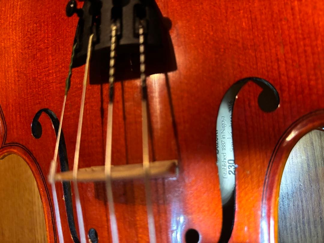 Suzukiバイオリン1/4 (230)本体 / 弓/ケース付き2016 年製造