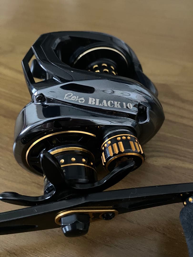 リール Abu Garcia REVO BLACK 10-L