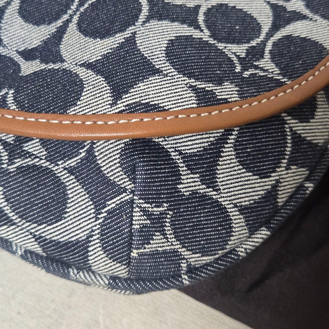 COACH デニムショルダーバッグ　コーチデニムワンショルダー　シグネチャー
