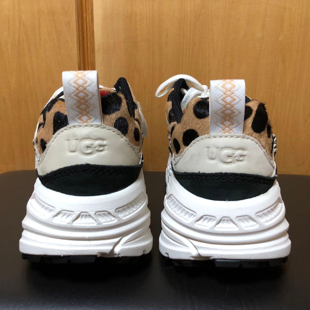 ugg×atoms 別注　CA805 チーター　23.5cm