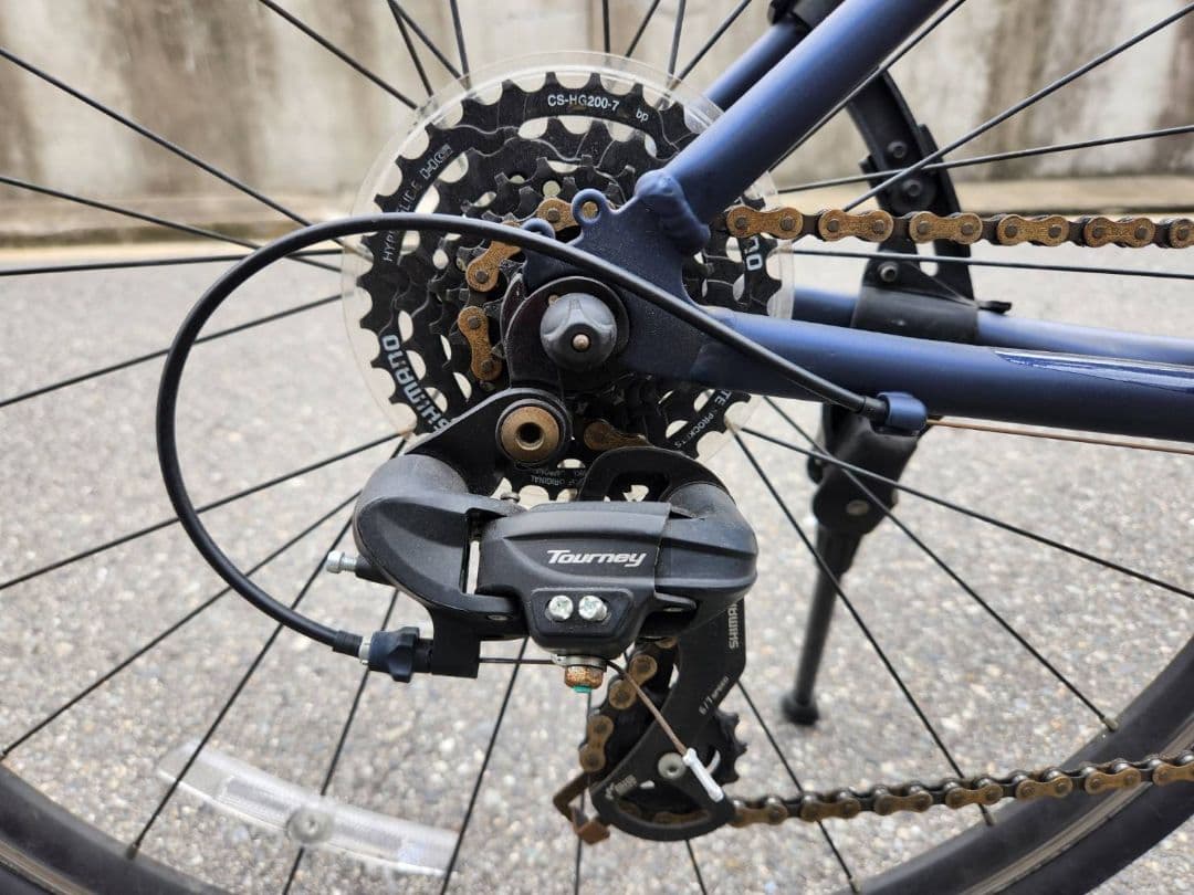 ５日間限定お値下げ★NESTO クロスバイク ネイビー7段変速