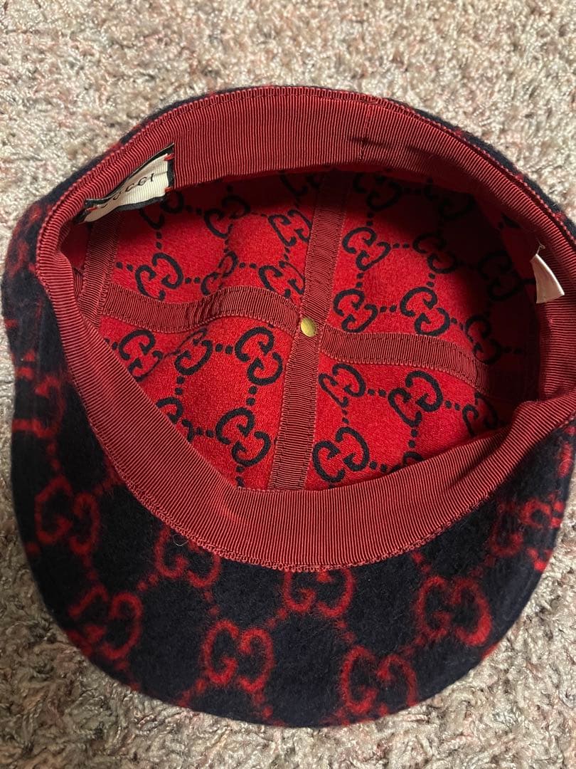 Gucci ベレー帽 黒と赤 GGロゴ