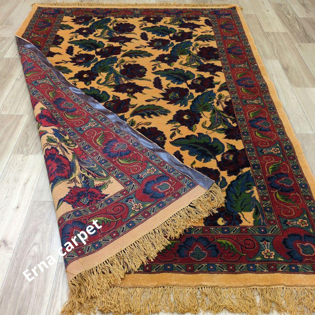 ペルシャ絨毯 新品 201x133 手織り クルド・ グーチャン産 persia