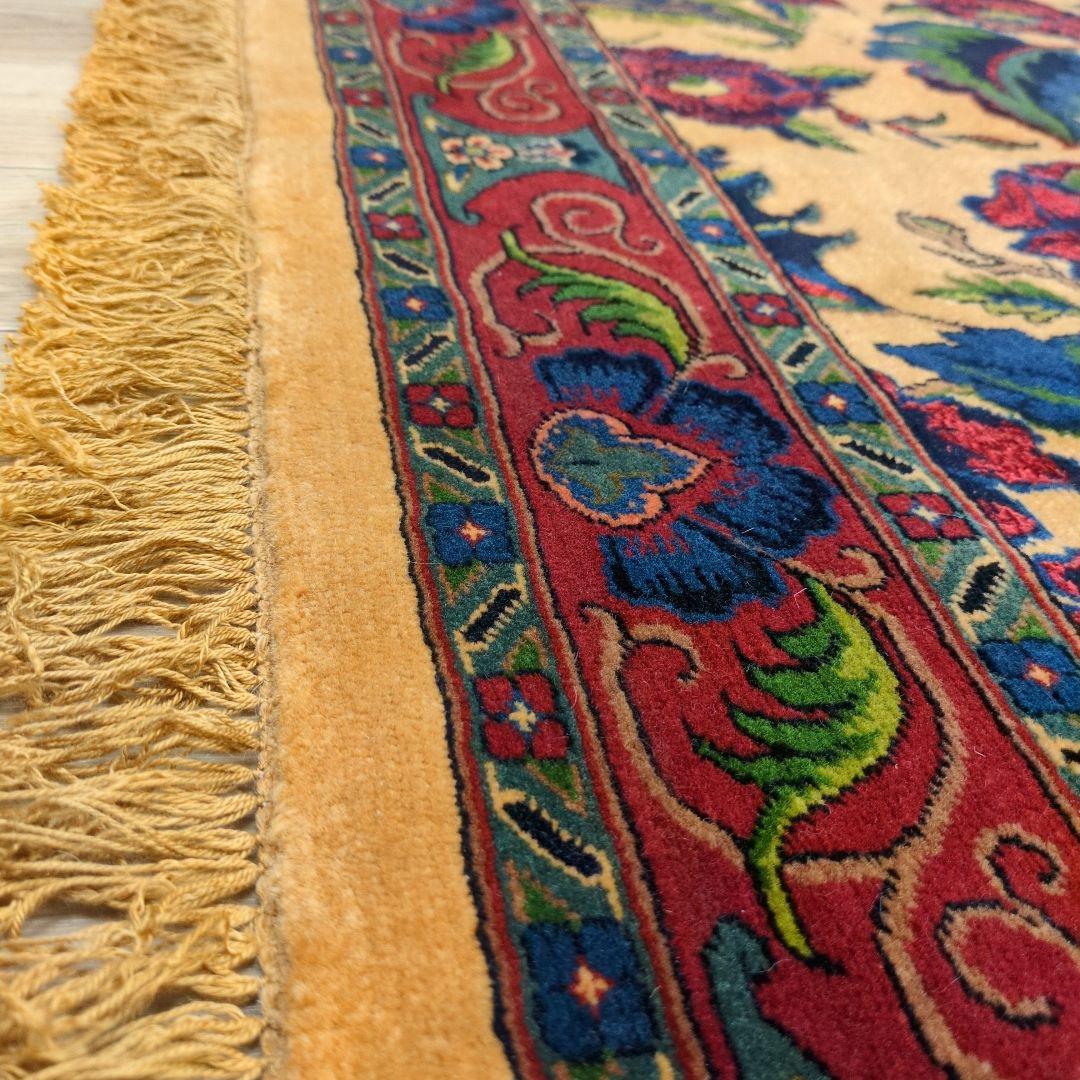 ペルシャ絨毯 新品 201x133 手織り クルド・ グーチャン産 persia