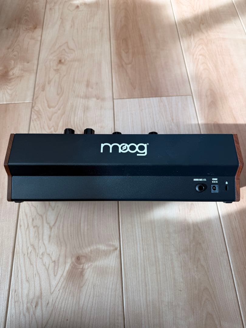 Moog Subharmonicon アナログシンセサイザー