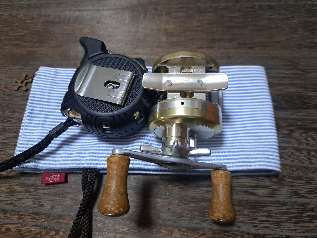 美品 希少 ダイワ ミリオネア CV-Z105 ① - メルカリ