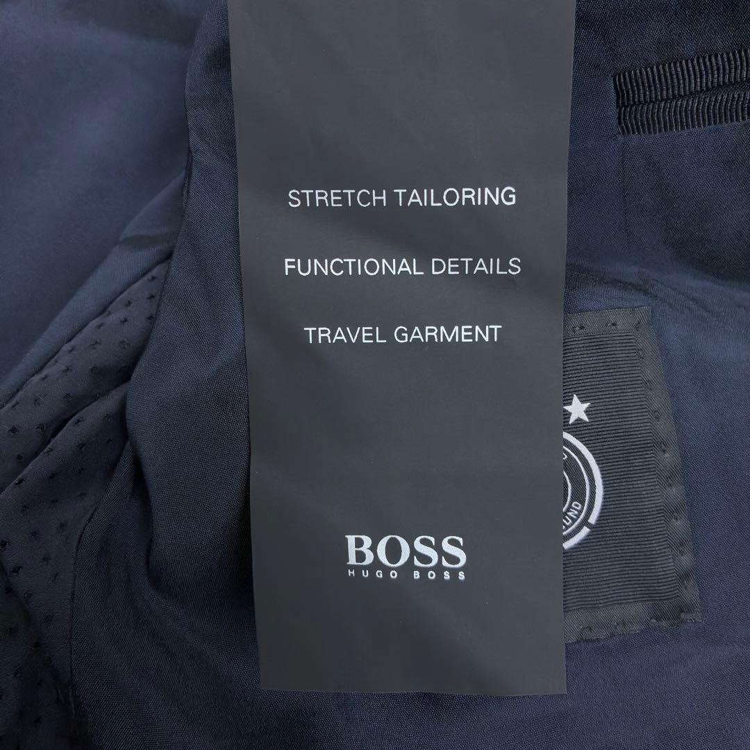 美品　近年モデル　ヒューゴボス　サッカードイツ代表モデル　トラベルジャケット　L