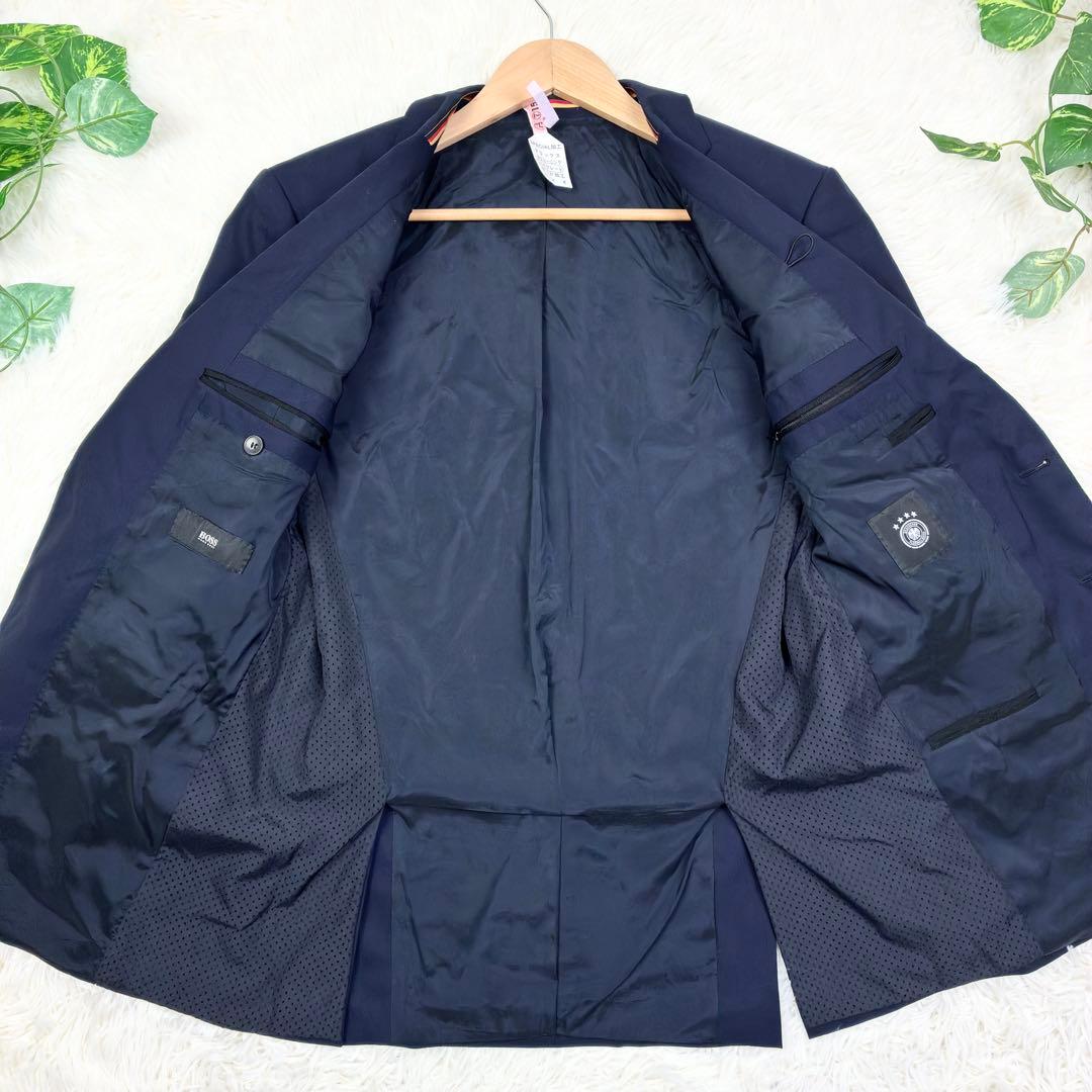 美品　近年モデル　ヒューゴボス　サッカードイツ代表モデル　トラベルジャケット　L