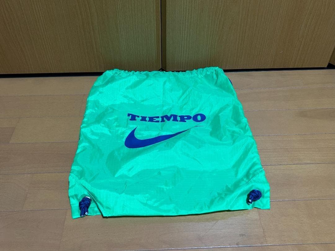 新品 サッカースパイク ナイキ ティエンポ レジェンド SG プロ 25.0cm