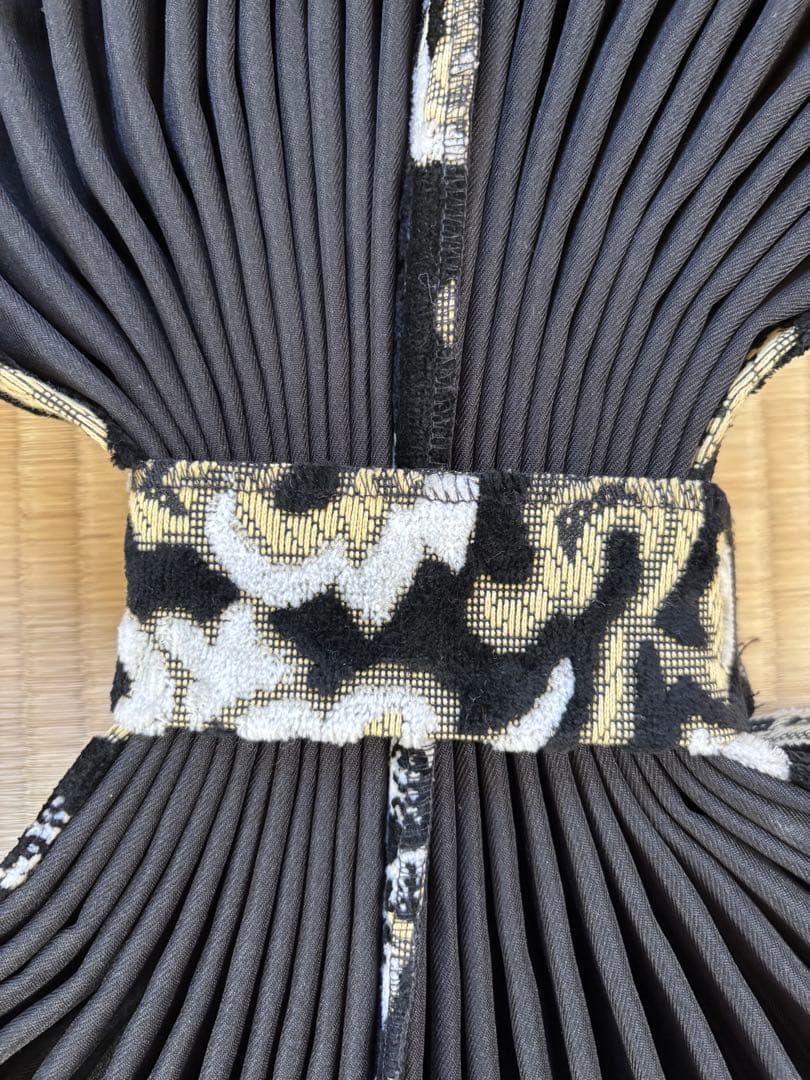 金華山モンブランローズ　トラック用ルームカーテン