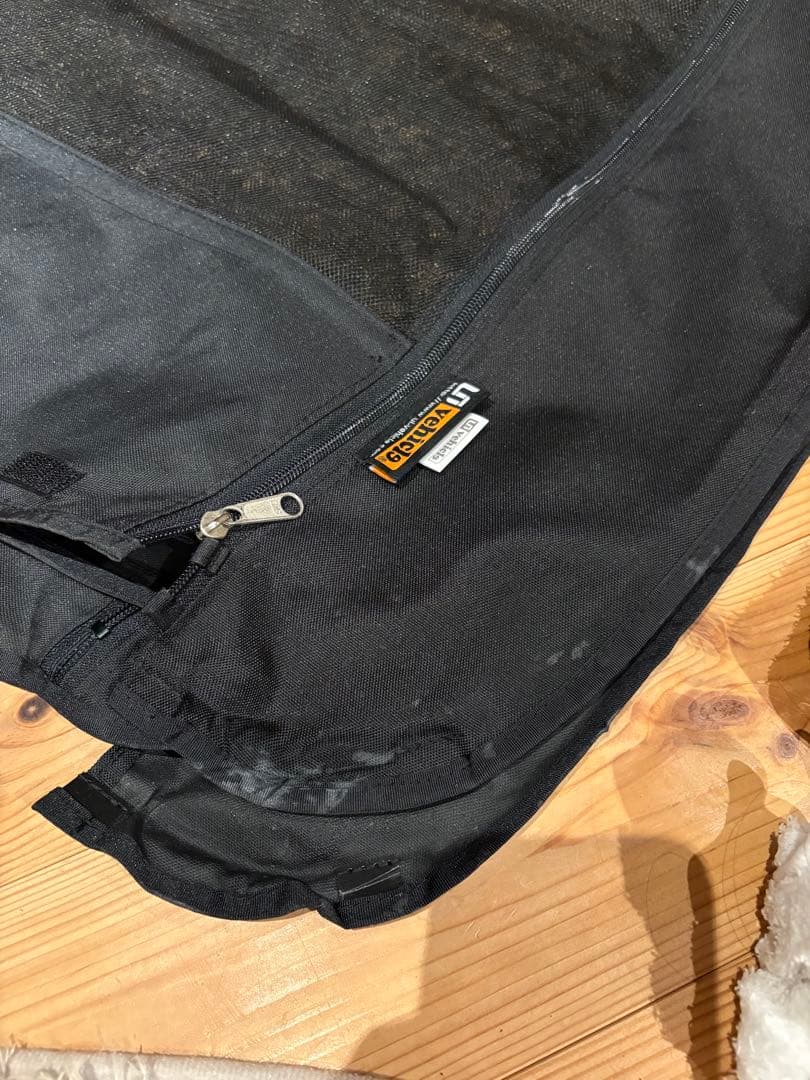 ユーアイビークル200系ハイエース　防虫ネット　リア1面