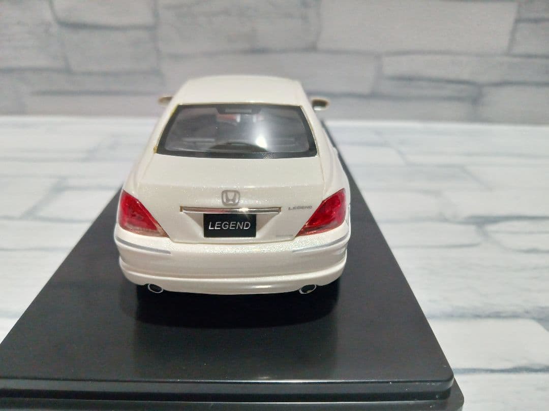 1/43 Wits　ホンダ　4代目レジェンド　ミニカー　ホワイト