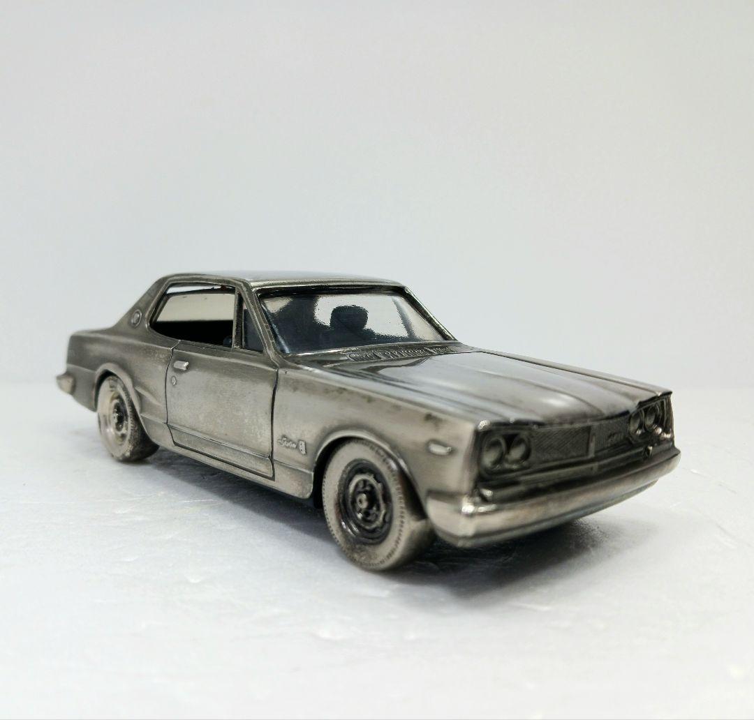 IG3235 1/18 Nissan Skyline 2000 GT-R IG3235 1⁄18 Nissan Skyline