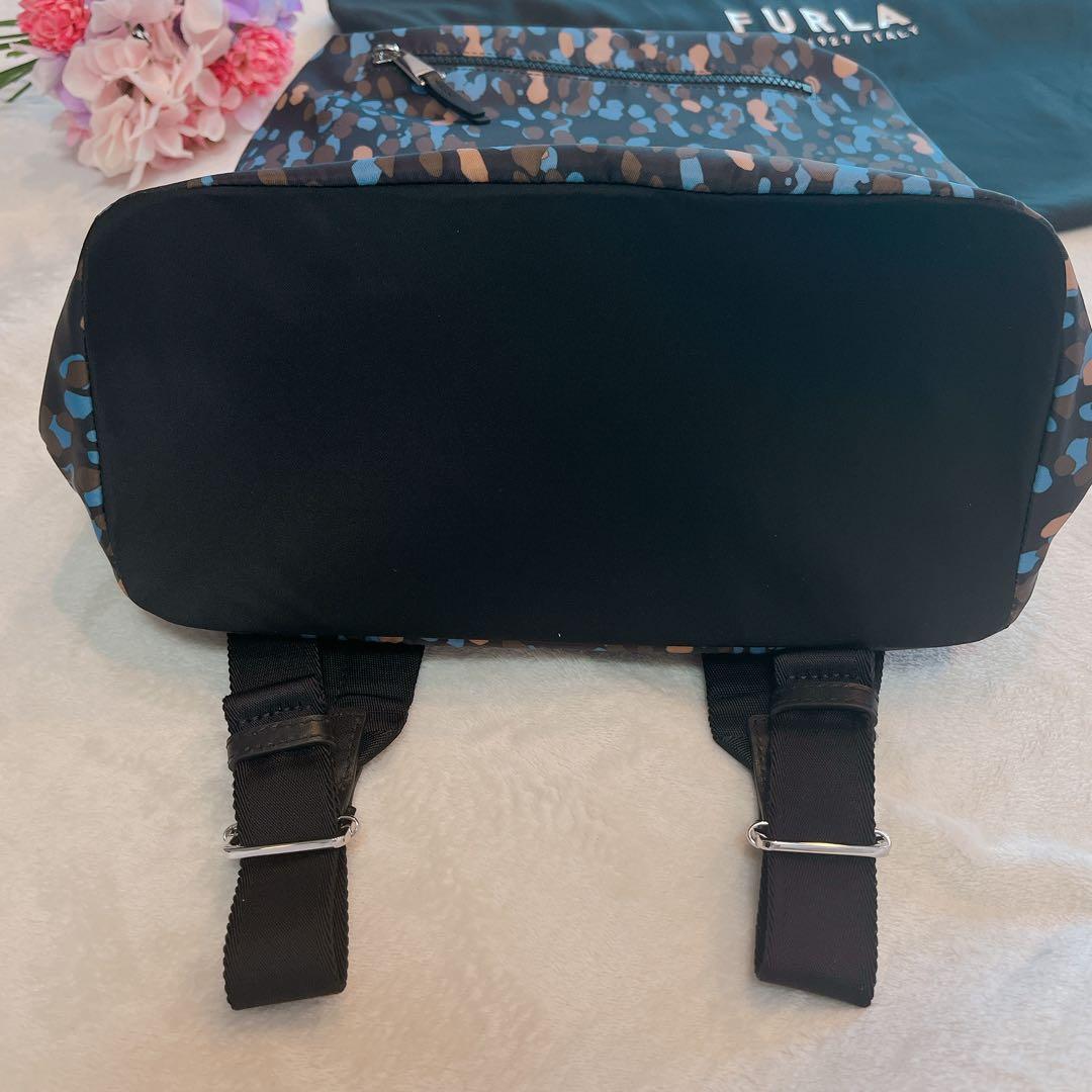 フルラ【超美品】FURLA♦︎リュック♦︎大容量 通勤 通学 カラー♦︎未使用