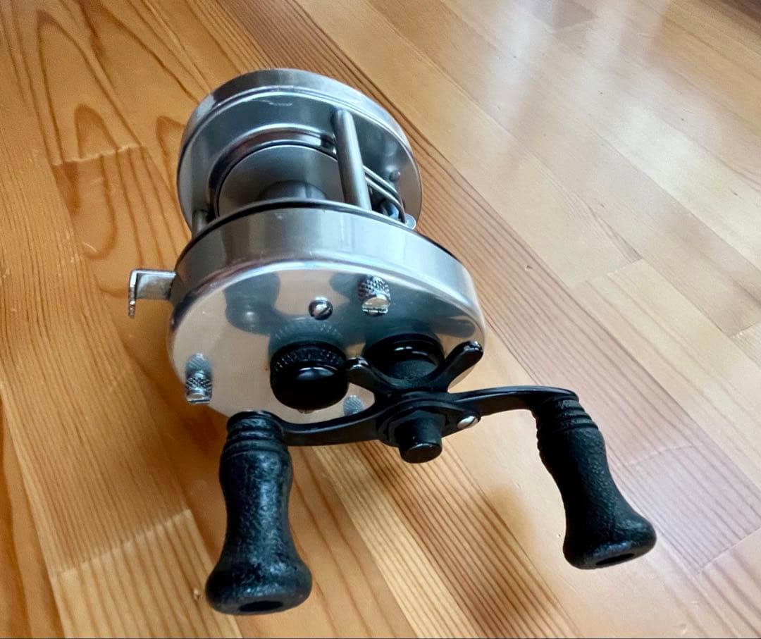 レア！　美品！　ビンテージ　シェイクスピア　アルファ　モデル　CK 1981