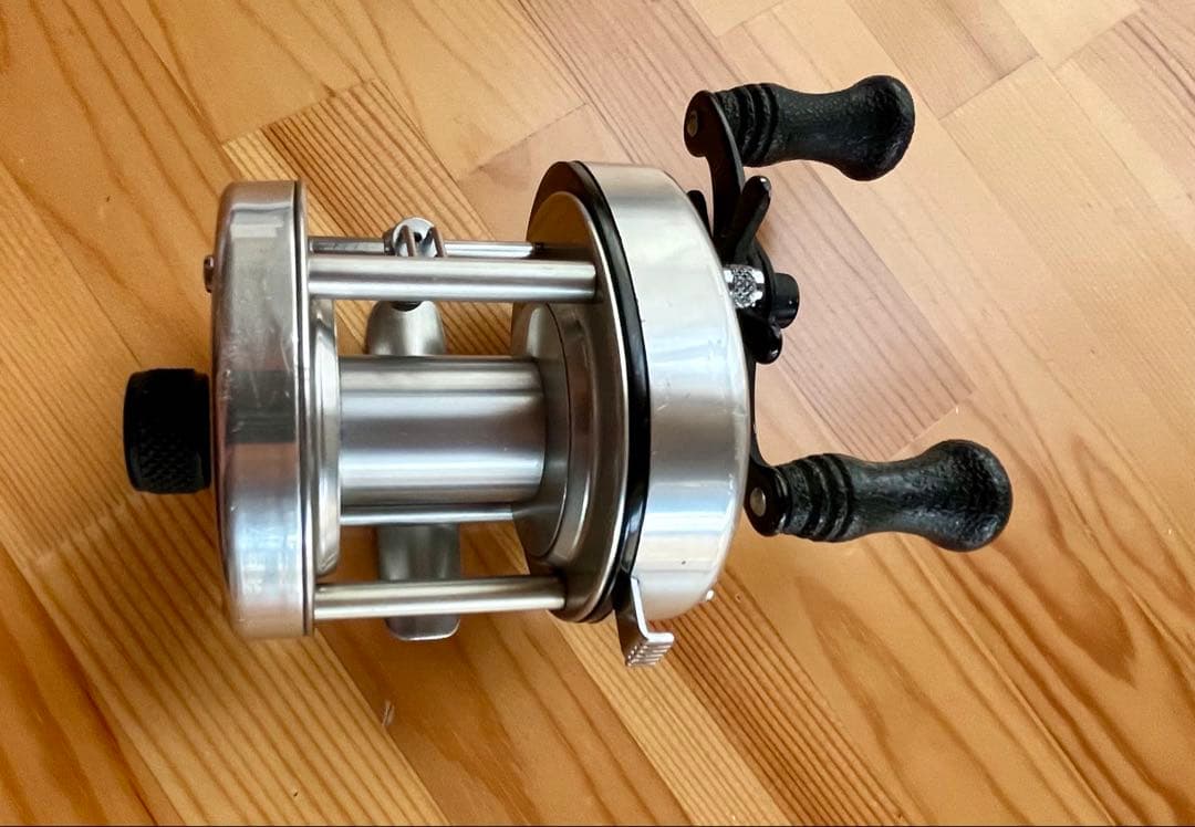 レア！　美品！　ビンテージ　シェイクスピア　アルファ　モデル　CK 1981