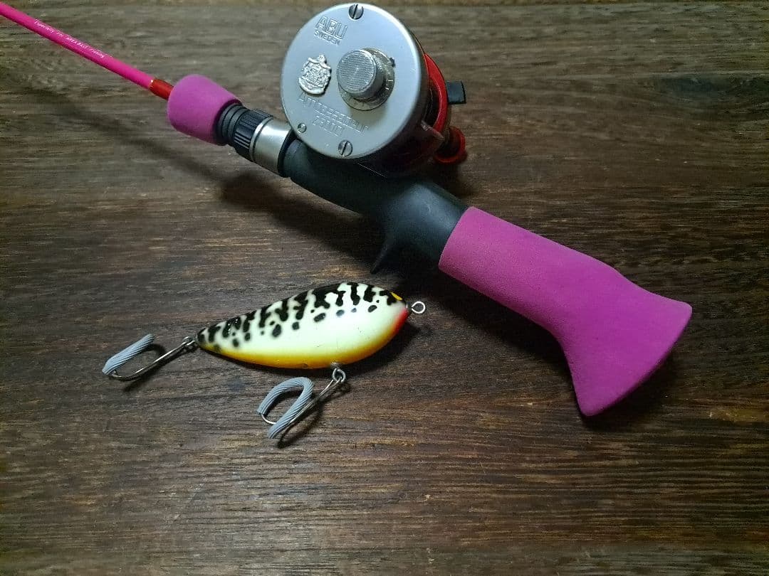 バルサ50 ステッピン・フラッター ホワイトコーチドッグ