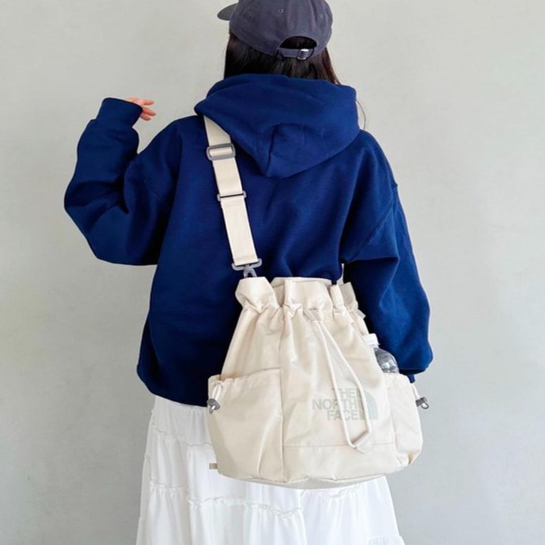 【韓国限定】ノースフェイス リュック クリーム 人気 正規品!!