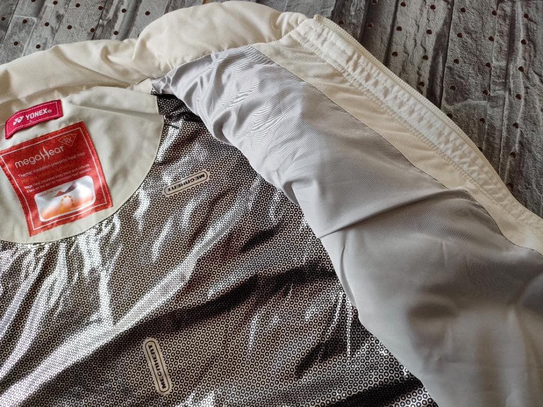 YONEX ゴルフ メンズ中綿ベスト GWF9188 匿名配送