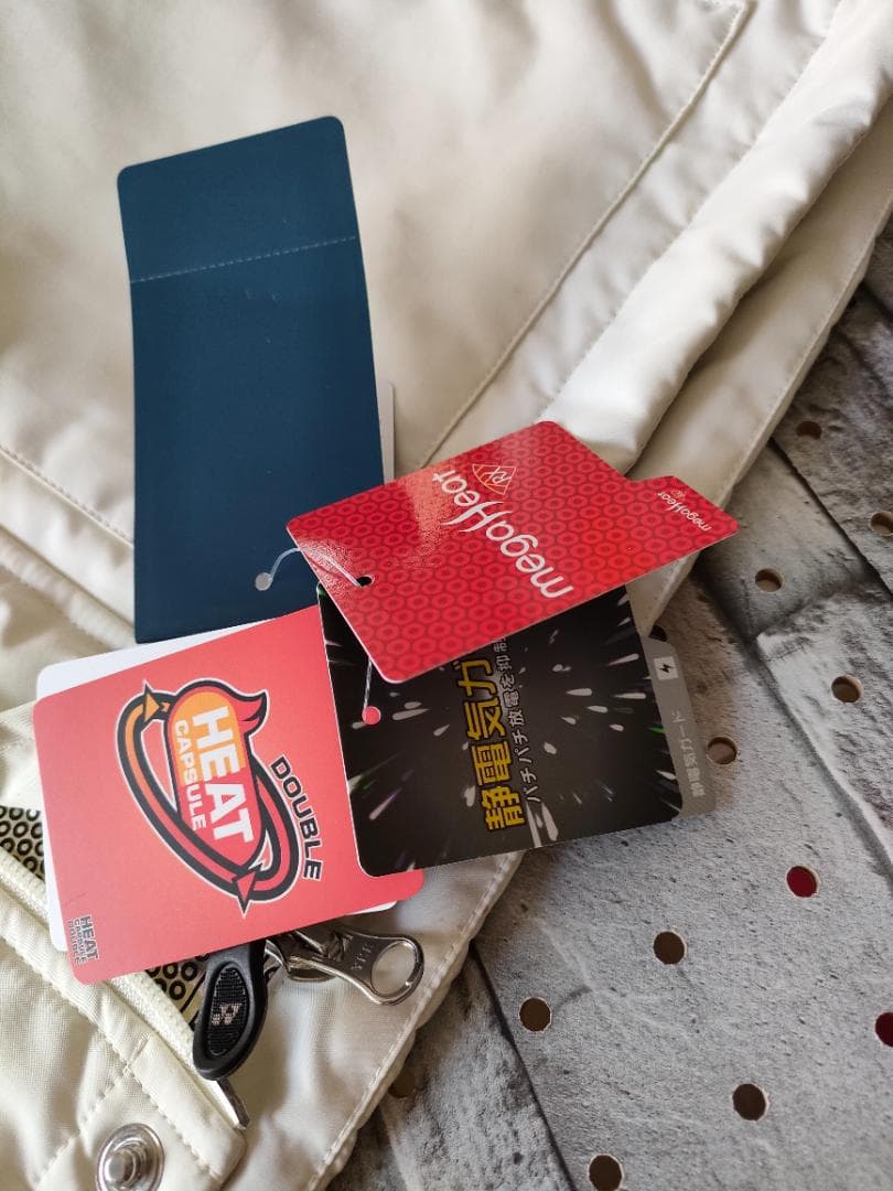 YONEX ゴルフ メンズ中綿ベスト GWF9188 匿名配送