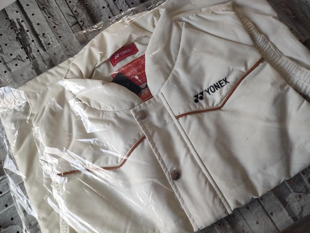 YONEX ゴルフ メンズ中綿ベスト GWF9188 匿名配送