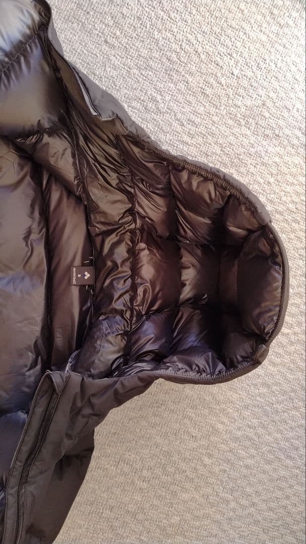 mont-bell パーマフロストライトダウンパーカ　Sサイズ