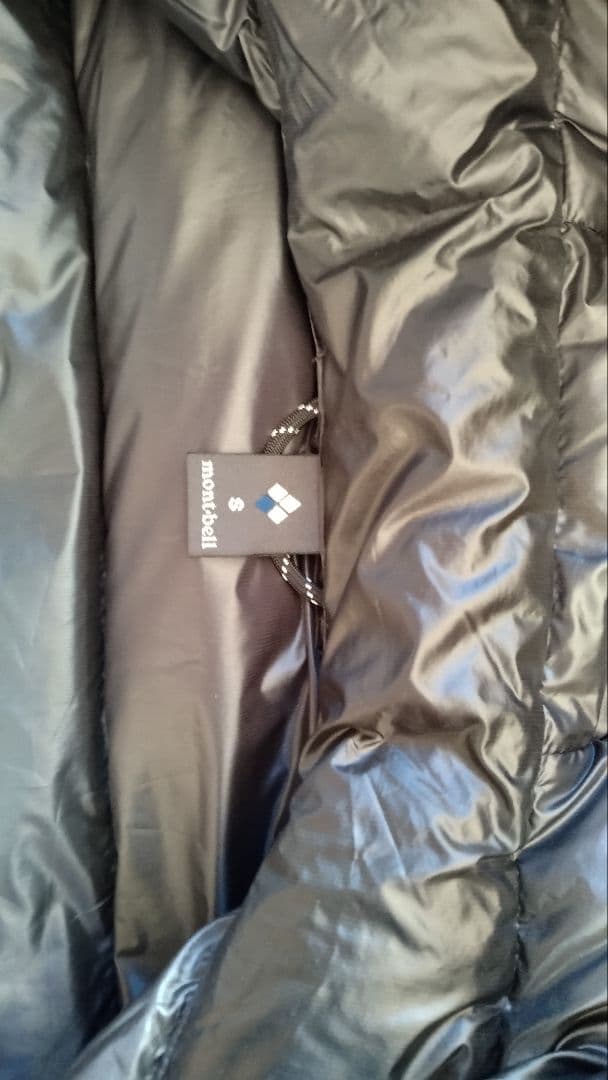 mont-bell パーマフロストライトダウンパーカ　Sサイズ