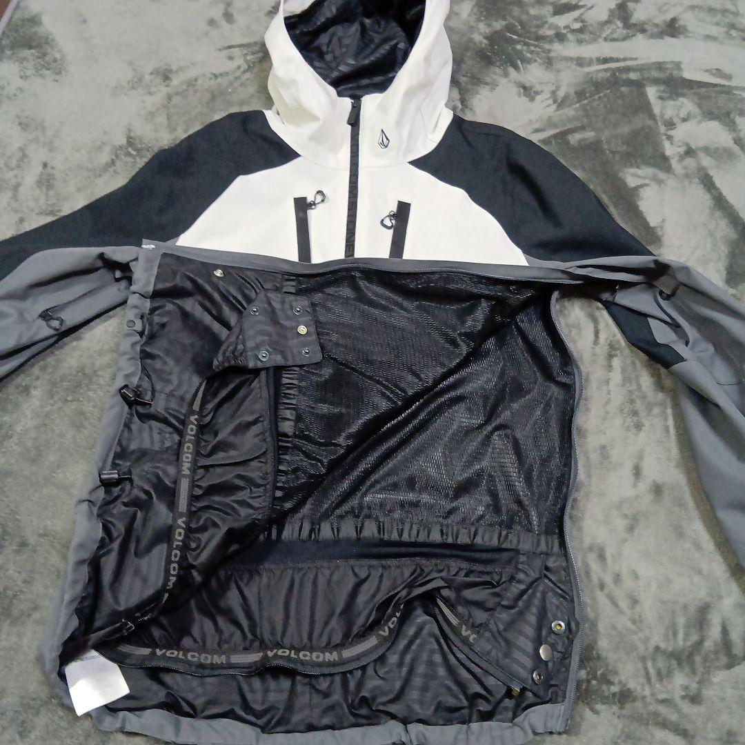 美品　VOLCOM　BRIGHTON PULLOVER 最高峰　アノラック