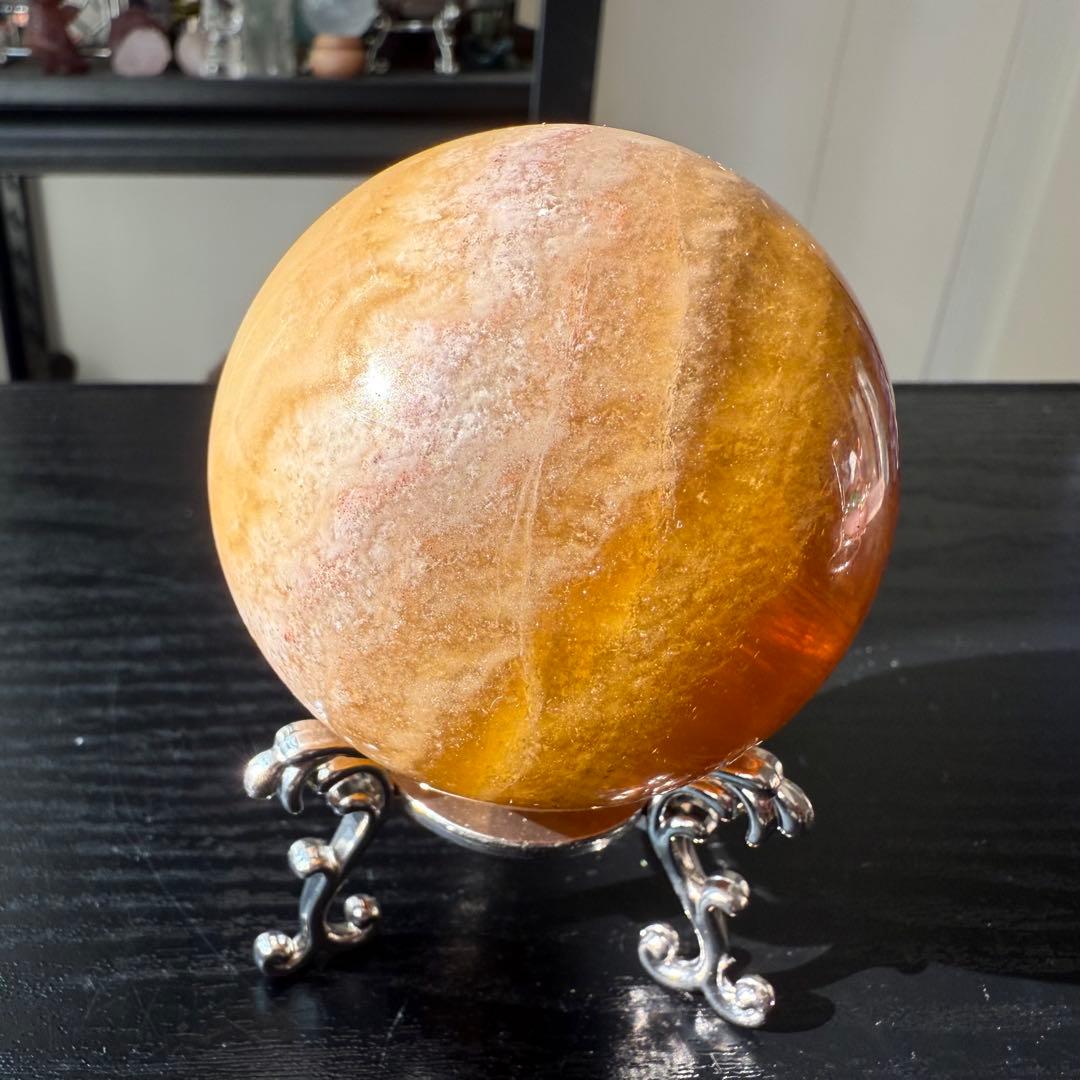 【EMIRU】天然石パイライト共生フローライトのスフィアNO.010701