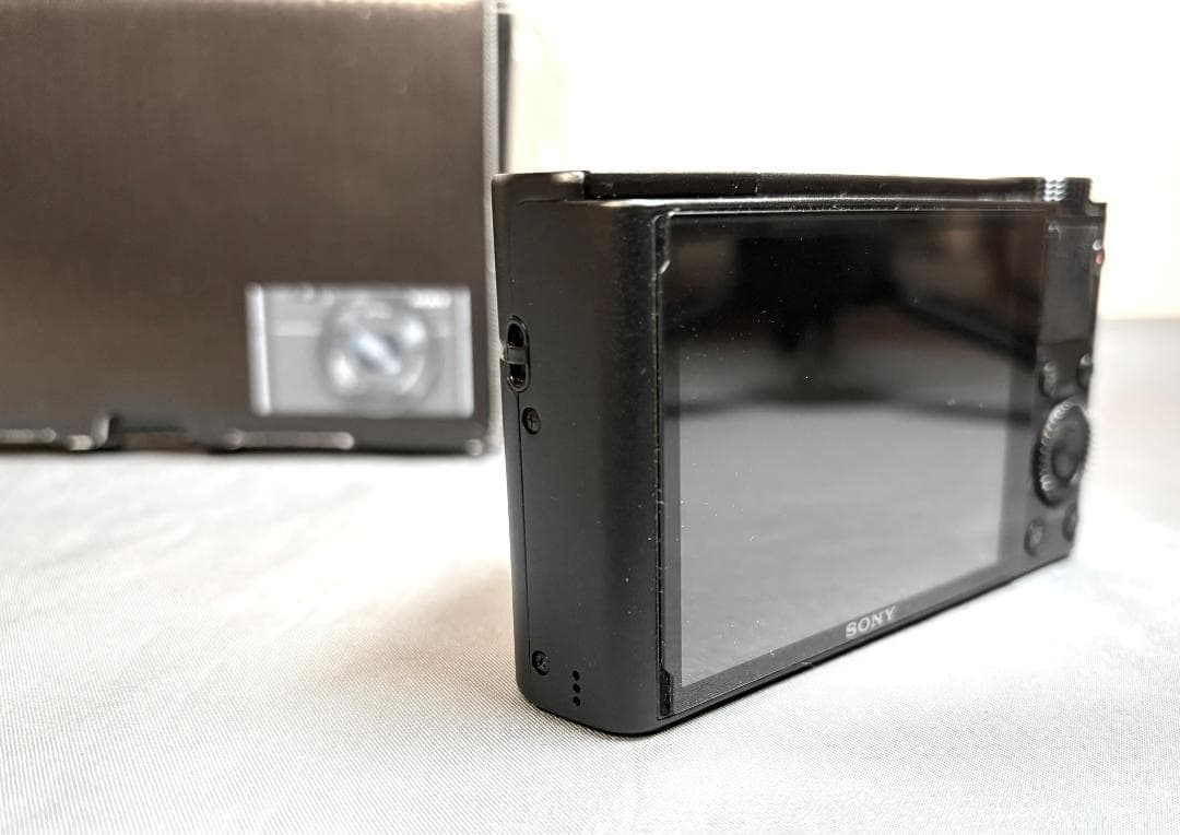 Sony Cyber-shot DSC-RX100 本体