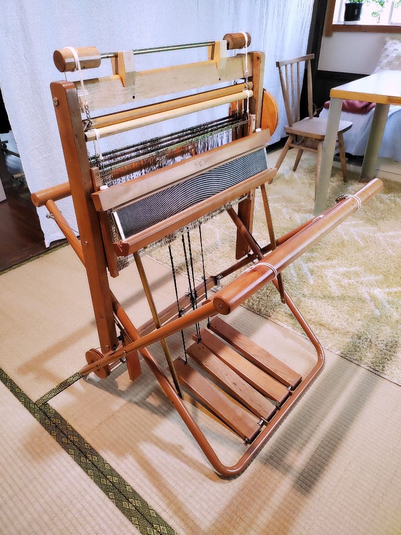 さをり織り機 SAORI SX60＋4枚枠（ろくろ式） - メルカリ