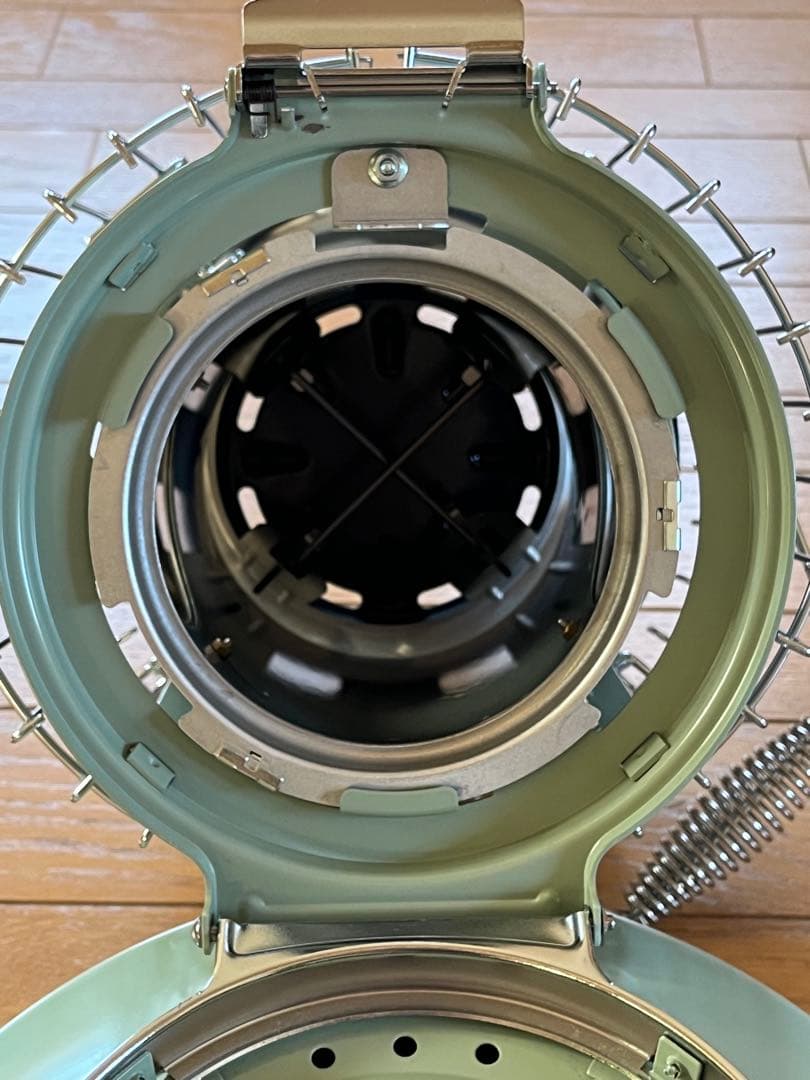 センゴクアラジン　ポータブルガスストーブ グリーン