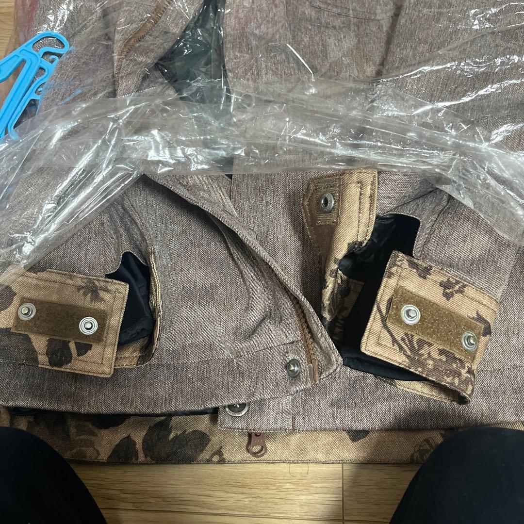 BILLABONG スキー、スノボウエア　Sサイズ クリーニング済み