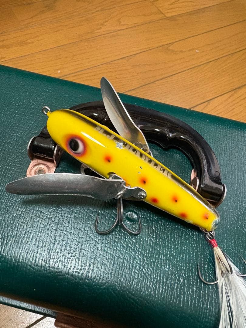 キングオブベイツ マスキージッタークローラー MJC クローラーベイト