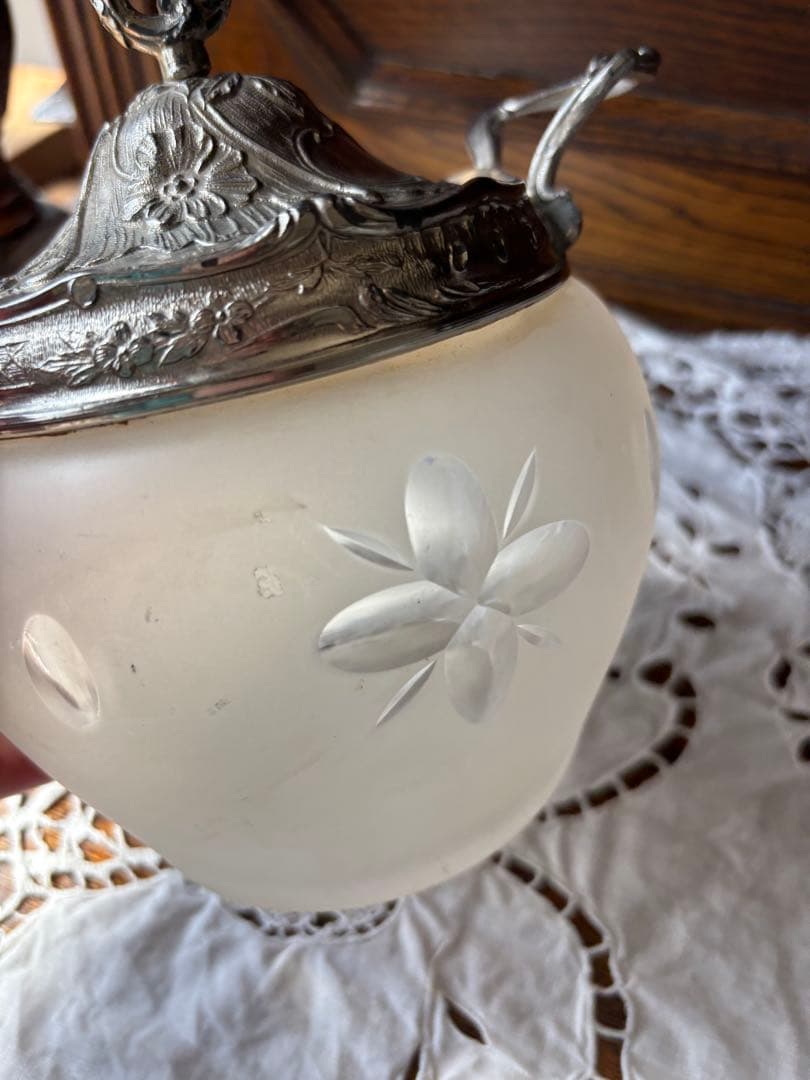 フランスアンティーク蓋付 エッチング花模様ビスケットジャー