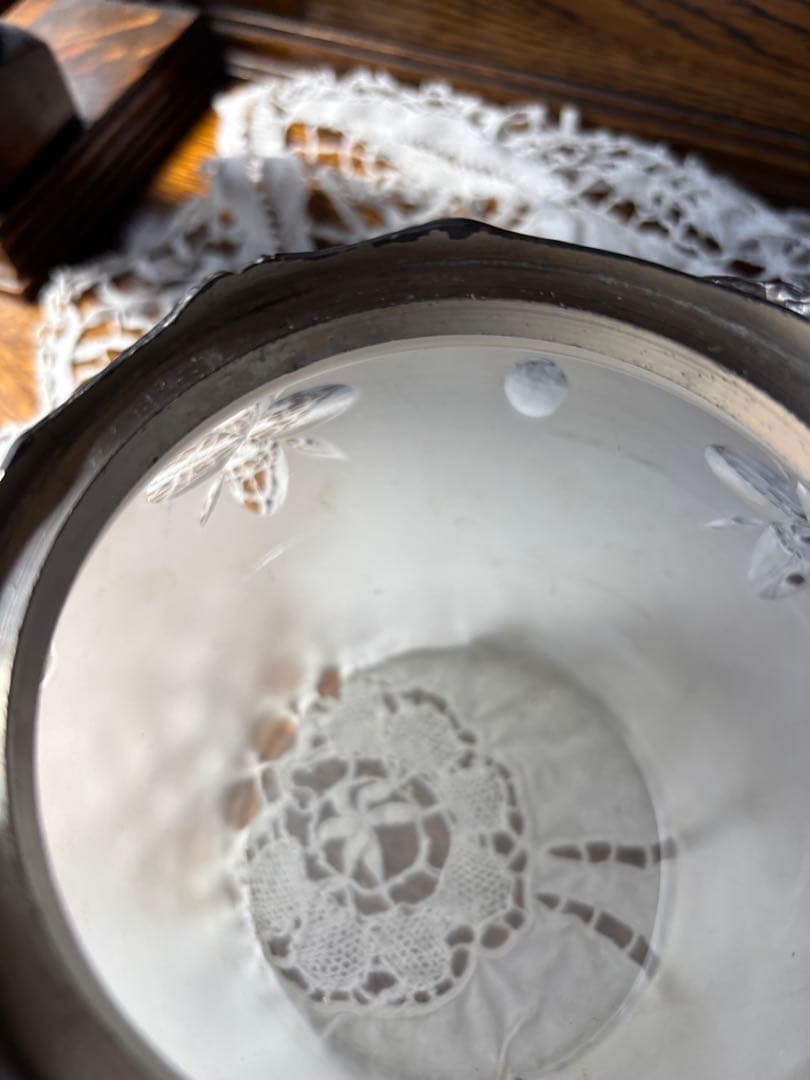 フランスアンティーク蓋付 エッチング花模様ビスケットジャー