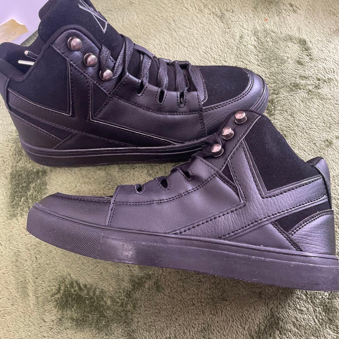 【新品】ＹRU ブラックハイカットブーツ