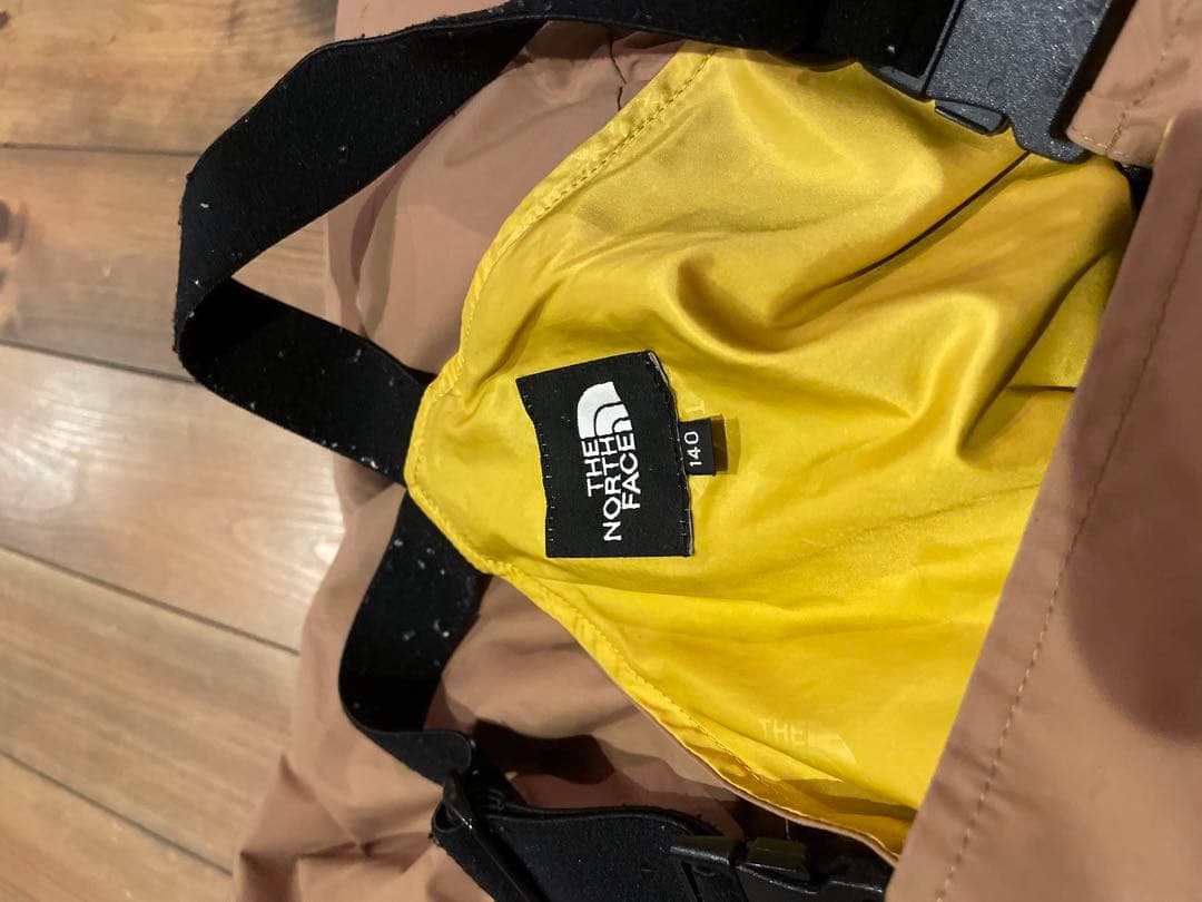 140 ノースフェイス ベージュ　スキーウエア インサレーション　ビブ