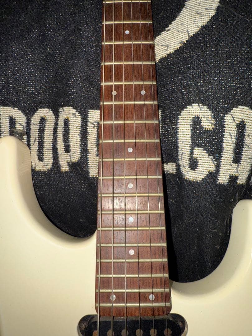 FERNANDES エレキギター アイボリー FERNANDES エレキギター