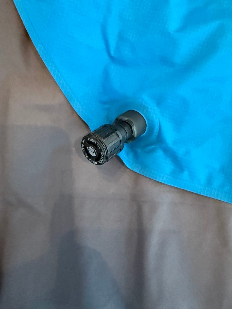 美品　KLYMIT クライミット)Inertia Ozone イナーシャ オゾン