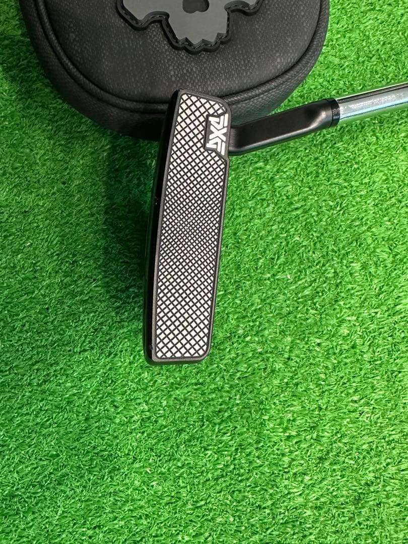 PXG Hercules パター