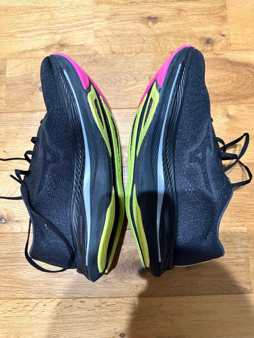 ミズノ ウエーブリベリオンフラッシュ2 26.5cm