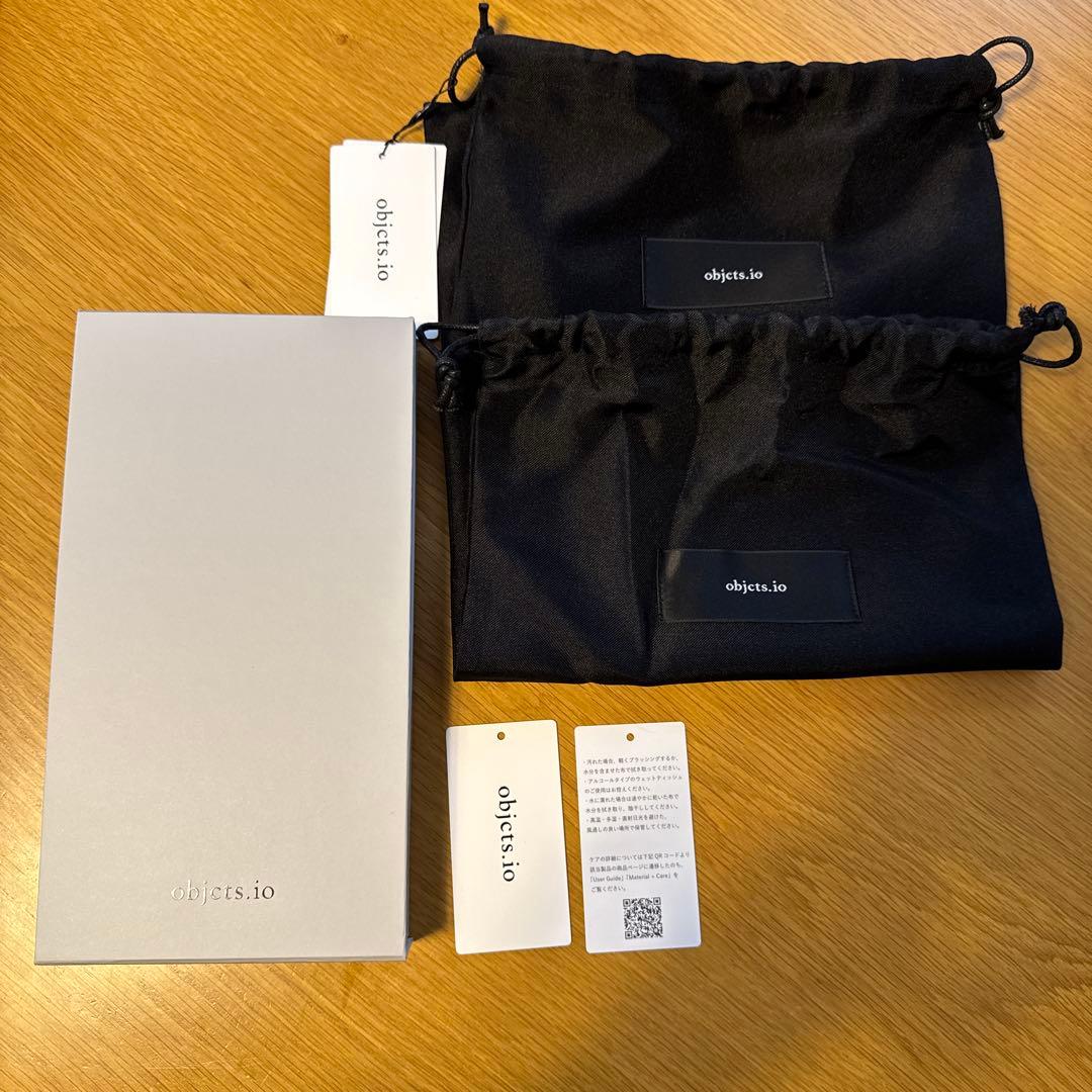 ほぼ未使用objects.io iPhone16Pro ブラック