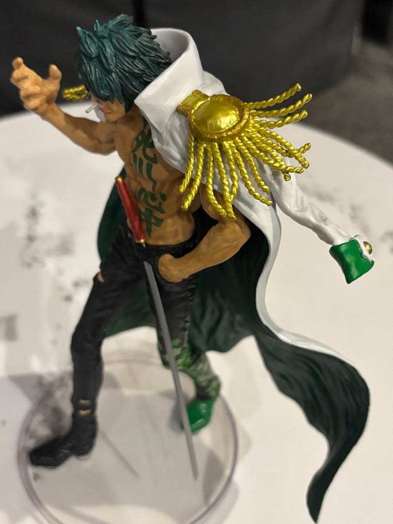 ワンピース 絶対的正義　一番くじ　フィギュア　4種セット　コンプ