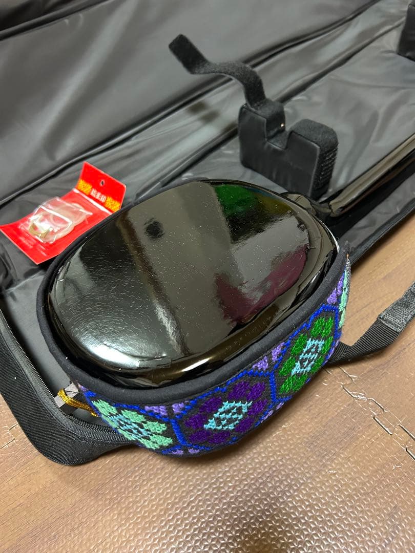 紫色ハイビスカス三味線