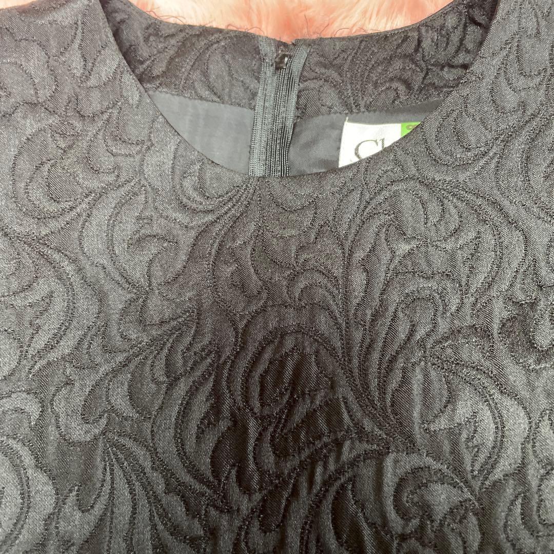 Christian Diorブラックエンボス加工ワンピース