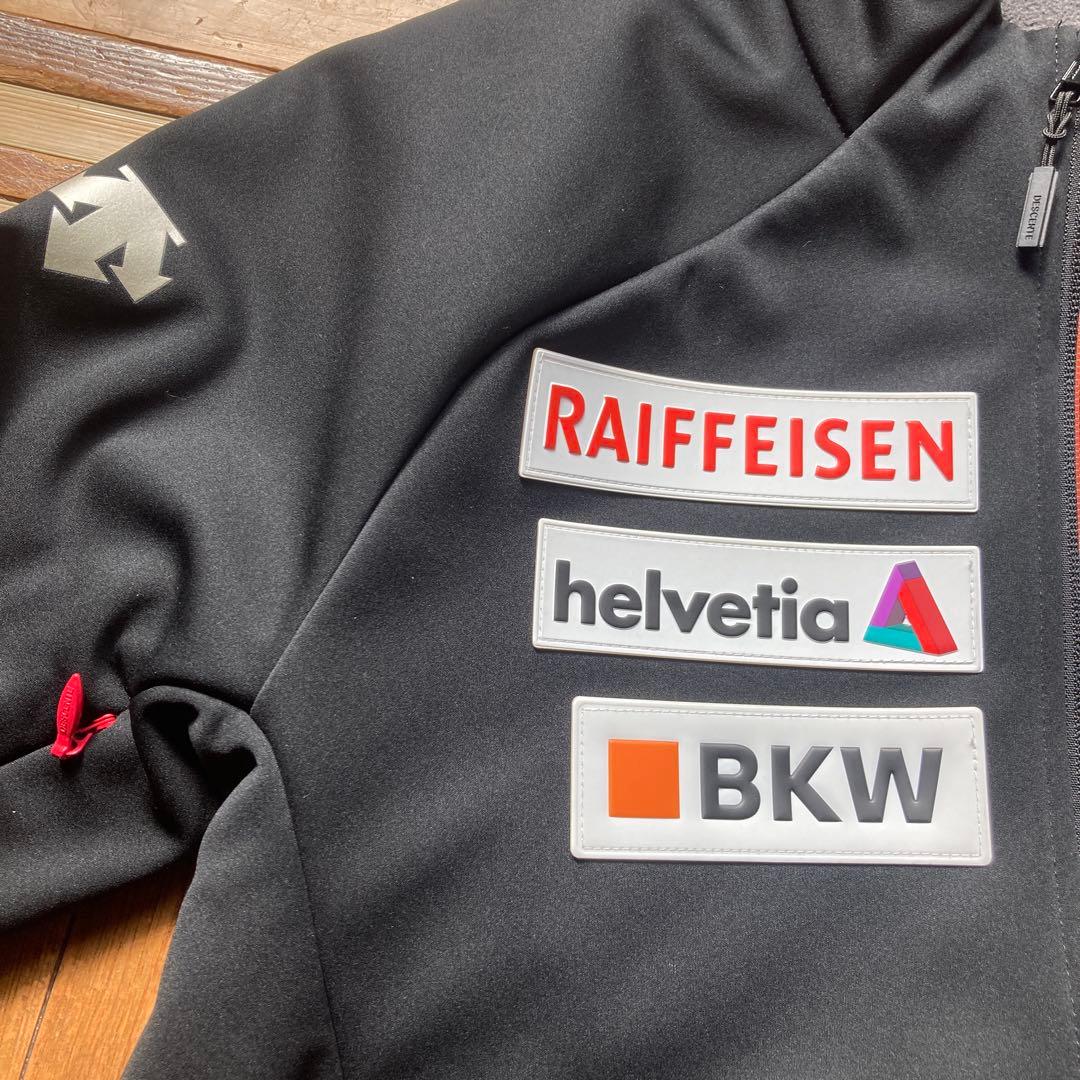 新品未使用　 デサント スイスチームモデル ミドラー